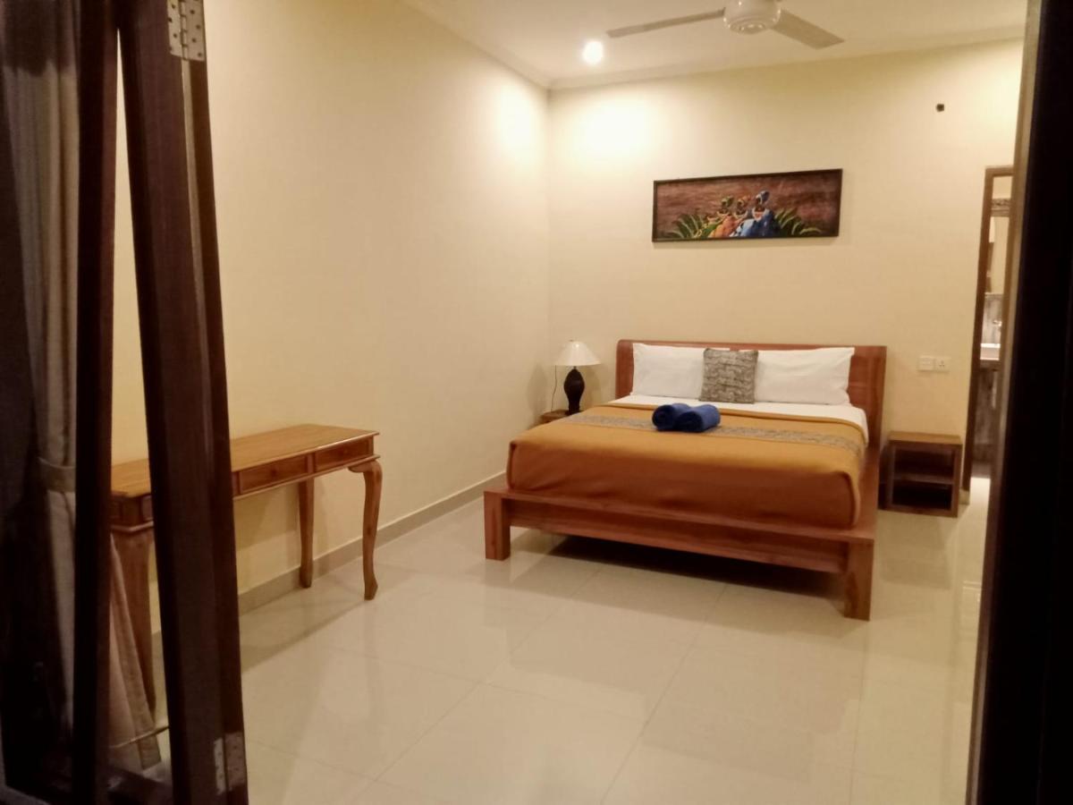 Yudis Guest House Ubud  Exterior photo